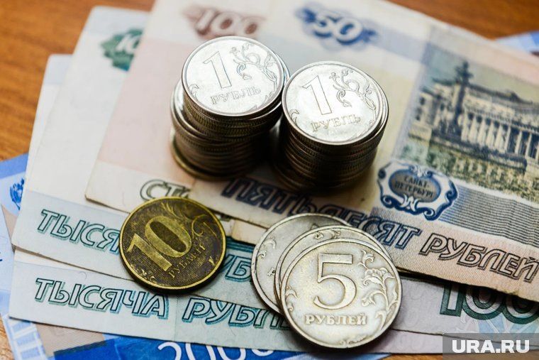 Средняя пенсия в России: рост и различия по трудовому статусу в 2025 году