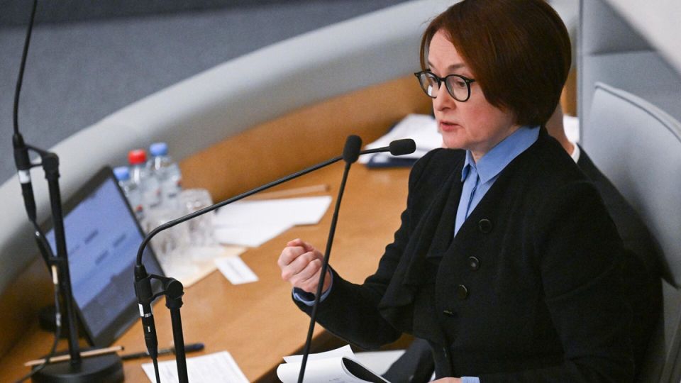 Что ждет вкладчиков в 2025 году: ставки снижаются, а альтернативы требуют внимания