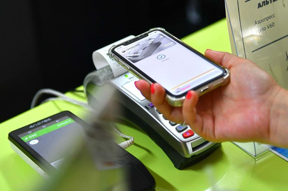     Apple Pay    Bluetooth       