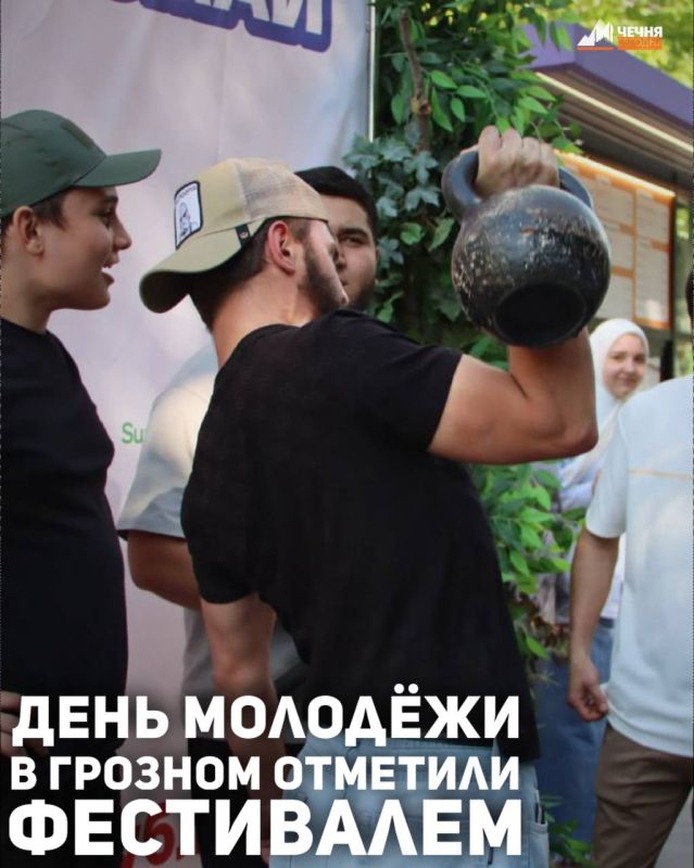 28     ,    