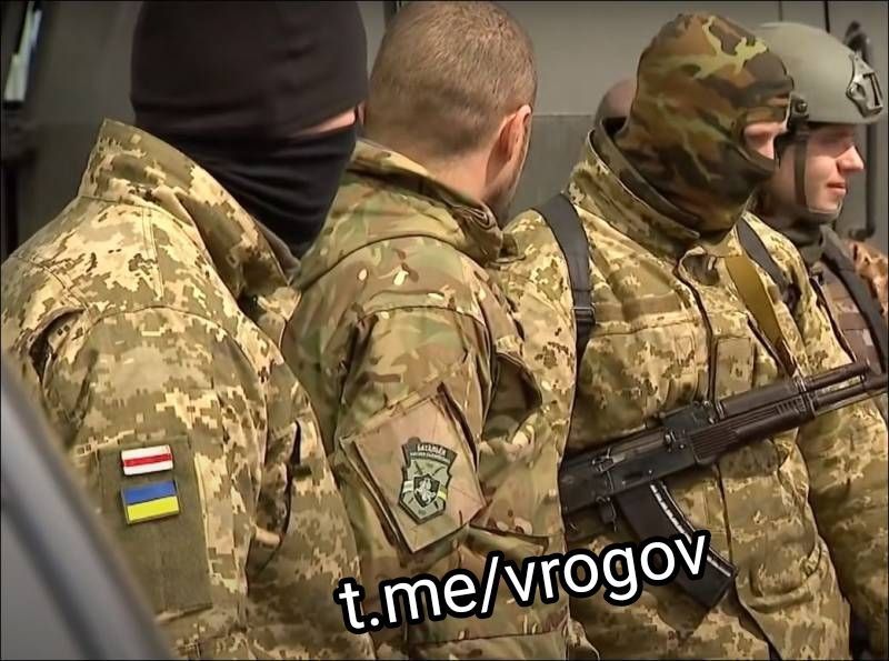  :      