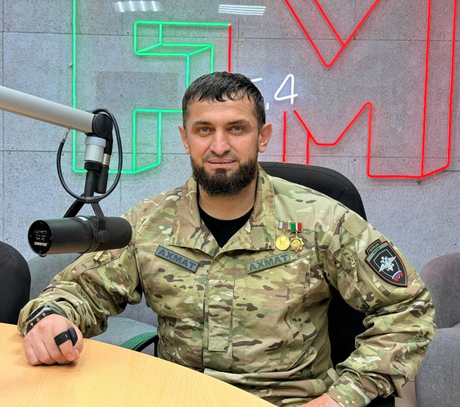 В гостях программы «Час Пик» начальник отдела МВД России по Курчалоевскому району Чеченской Республики Рустам Агуев