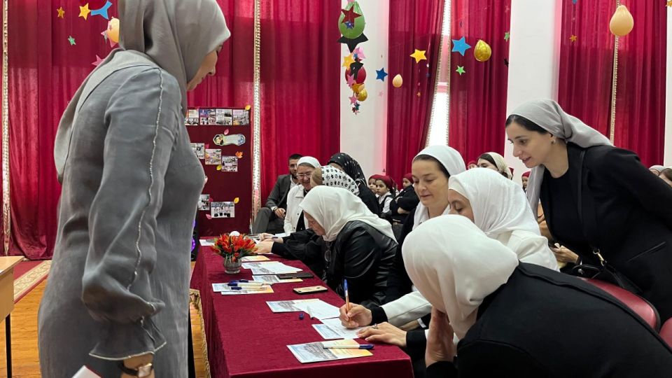 В МБОУ «СОШ №2 с.п. Горагорское» состоялся районный семинар «Взаимодействие школы и семьи в интересах развития личности ребенка»