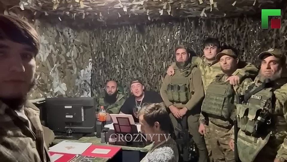 Бойцы из ЧР в зоне проведения СВО также активно голосуют за «Грозный-Сити» как символ для новой 500-рублёвой банкноты