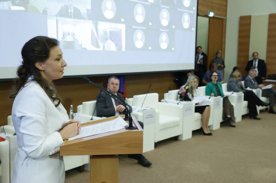 Яна Лантратова предложила меры для развития патриотичных игрушек