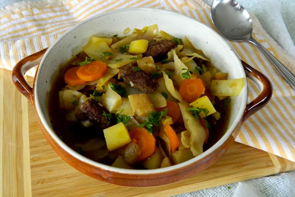Заклинание французской кухни: тушеное мясо в горшочке