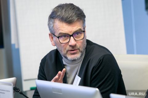 "Нравится" мне этот паренек Пономаренко своей простотой