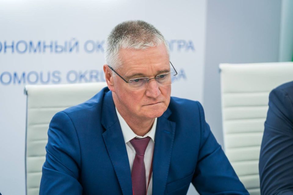На полях форума «Российская энергетическая неделя-2025», где по поручению Главы ЧР Рамзана Кадырова принимает участие министр строительства, ЖКХ и энергетики ЧР Муслим Зайпуллаев, подписано соглашение между Минстроем... На полях форума «Российская энергетическая неделя-2025», где по поручению Главы ЧР Рамзана Кадырова принимает участие министр строительства, ЖКХ и энергетики ЧР Муслим Зайпуллаев, подписано соглашение между Минстроем...