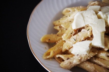 Макароны с моцареллой в духовке: ленивый рецепт вкусного блюда
