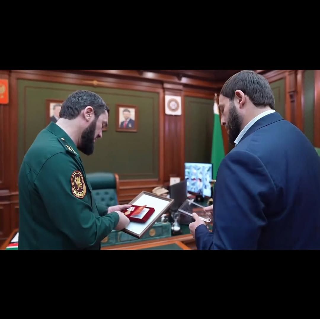 Магомед Даудов провёл встречу с первым вице-премьером Республики Ингушетия Магомедом Евлоевым Магомед Даудов провёл встречу с первым вице-премьером Республики Ингушетия Магомедом Евлоевым