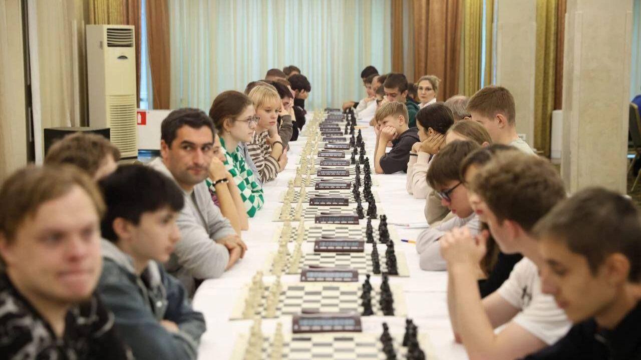В Ростове-на-Дону состоялось торжественное открытие Всероссийских соревнований по быстрым шахматам этапа «РАПИД Гран-При России» памяти Первого Президента Чеченской Республики Ахмата-Хаджи Кадырова В Ростове-на-Дону состоялось торжественное открытие Всероссийских соревнований по быстрым шахматам этапа «РАПИД Гран-При России» памяти Первого Президента Чеченской Республики Ахмата-Хаджи Кадырова