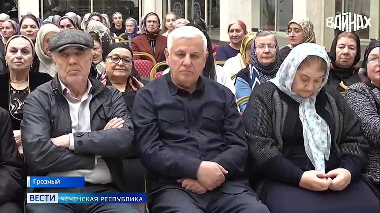 В стенах Национальной библиотеки Чеченской Республики состоялась презентация второго тома масштабного проекта известной писательницы и журналистки Азы Газиевой «Тхом-м хьан дарий нохчийчоь»