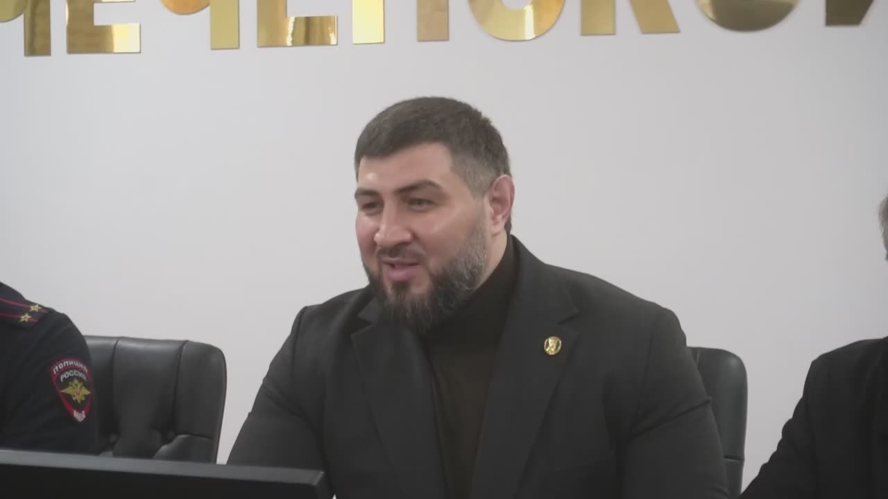 В рамках реализации мероприятий по профилактике нарушений Правил дорожного движения и укрепления транспортной дисциплины сотрудник Госавтоинспекции совместно с представителем общественного совета при УФСИН России по...