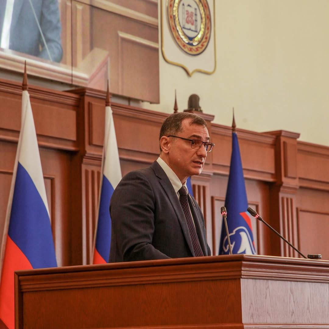 В Грозном прошло расширенное заседание Политического совета Чеченского регионального отделения партии «Единая Россия» с участием Главы Чеченской Республики Рамзана Кадырова В Грозном прошло расширенное заседание Политического совета Чеченского регионального отделения партии «Единая Россия» с участием Главы Чеченской Республики Рамзана Кадырова