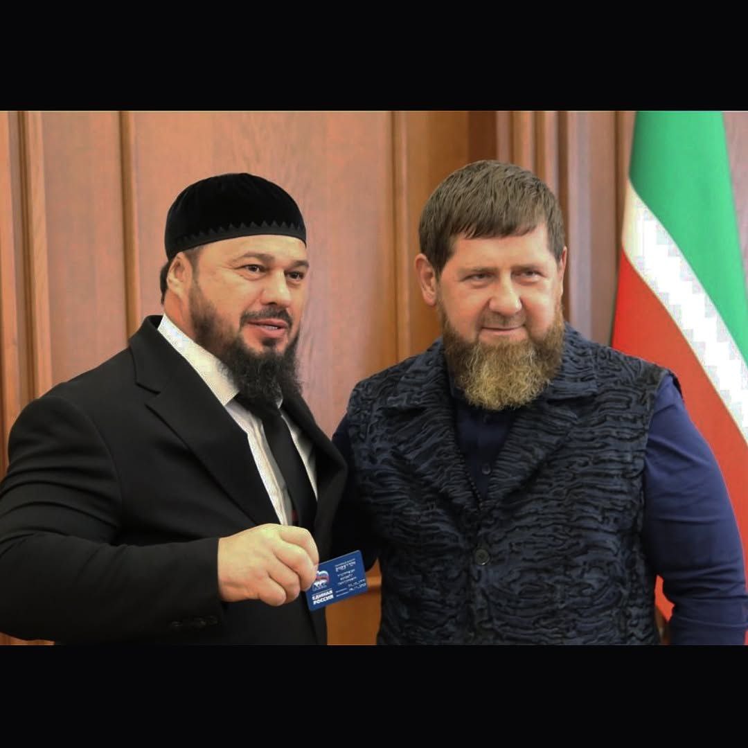 В Грозном прошло расширенное заседание Политического совета Чеченского регионального отделения партии «Единая Россия» с участием Главы Чеченской Республики Рамзана Кадырова В Грозном прошло расширенное заседание Политического совета Чеченского регионального отделения партии «Единая Россия» с участием Главы Чеченской Республики Рамзана Кадырова