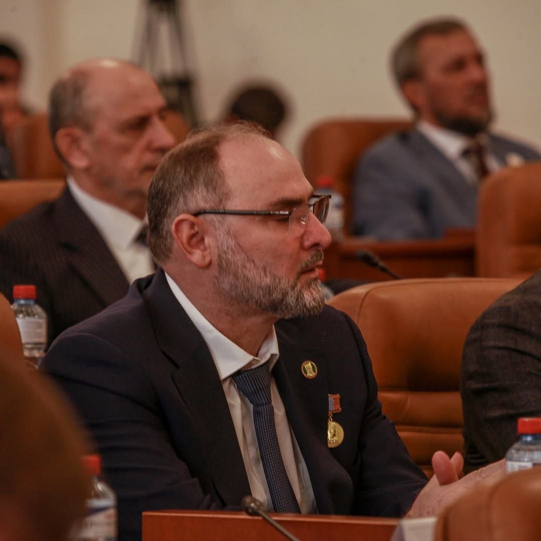 В Грозном прошло расширенное заседание Политического совета Чеченского регионального отделения партии «Единая Россия» с участием Главы Чеченской Республики Рамзана Кадырова