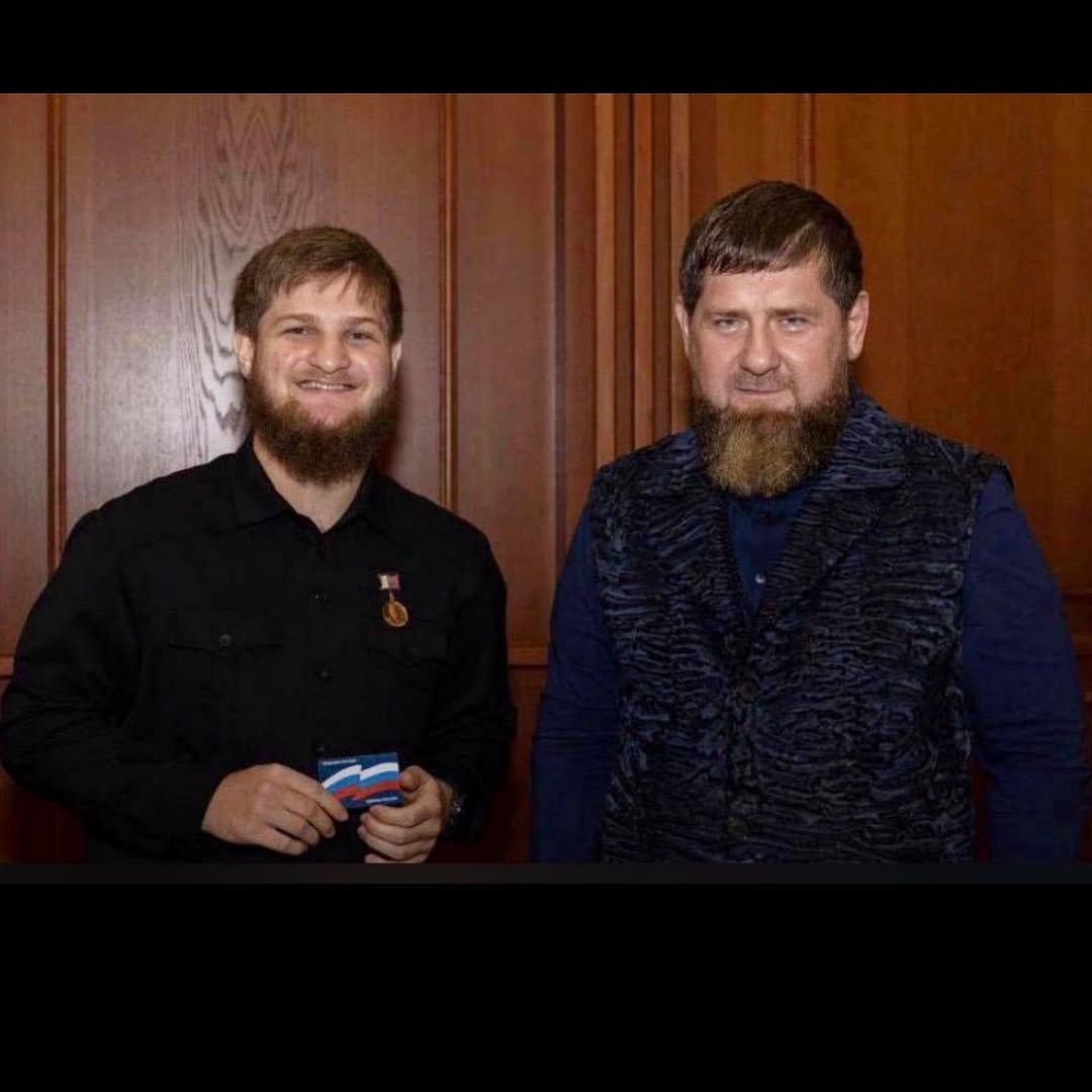 В Грозном прошло расширенное заседание Политического совета Чеченского регионального отделения партии «Единая Россия» с участием Главы Чеченской Республики Рамзана Кадырова В Грозном прошло расширенное заседание Политического совета Чеченского регионального отделения партии «Единая Россия» с участием Главы Чеченской Республики Рамзана Кадырова