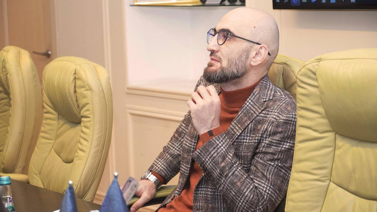 Ахмед Дудаев: Советник министра Чеченской Республики по национальной политике, внешним связям, печати и информации, мой дорогой БРАТ Ислам Текаев посетил АО «ЗАСЛОН» Ахмед Дудаев: Советник министра Чеченской Республики по национальной политике, внешним связям, печати и информации, мой дорогой БРАТ Ислам Текаев посетил АО «ЗАСЛОН»