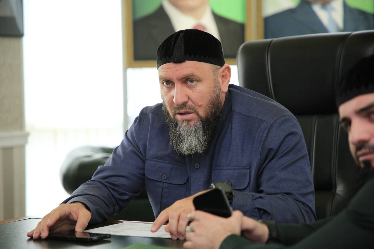 Директор департамента Аслан Уцимович Абдулаев провёл приём граждан по личным вопросам