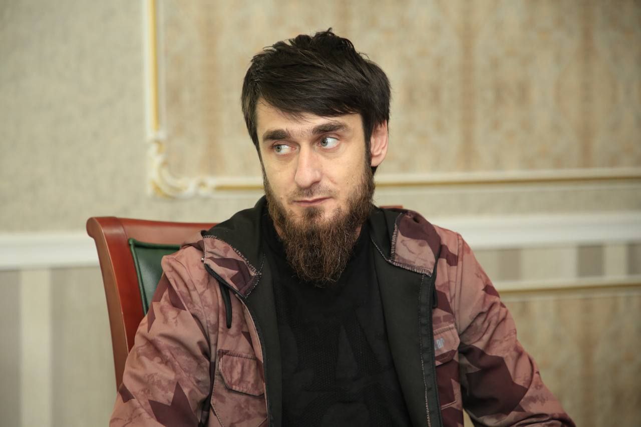 Директор департамента Аслан Уцимович Абдулаев провёл приём граждан по личным вопросам Директор департамента Аслан Уцимович Абдулаев провёл приём граждан по личным вопросам