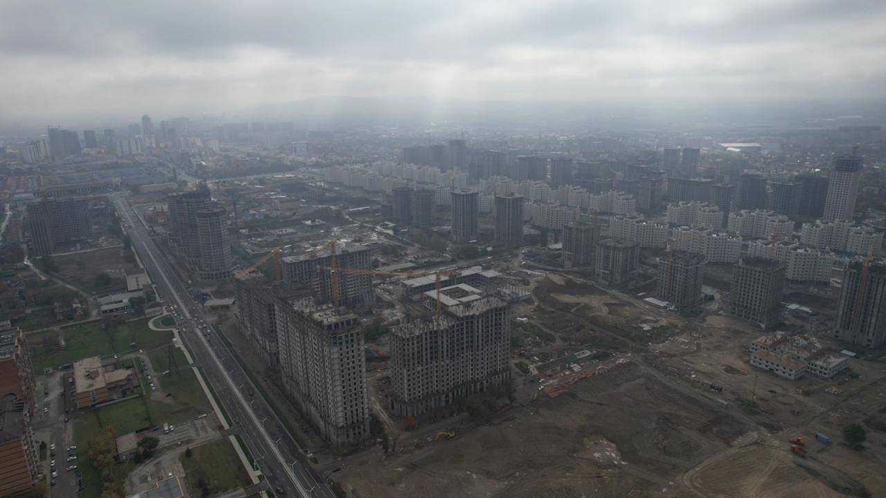 В столице Чеченской Республики полным ходом идёт строительство нового района имени В.В. Путина. Этот масштабный проект станет одним из символов обновлённого Грозного В столице Чеченской Республики полным ходом идёт строительство нового района имени В.В. Путина. Этот масштабный проект станет одним из символов обновлённого Грозного