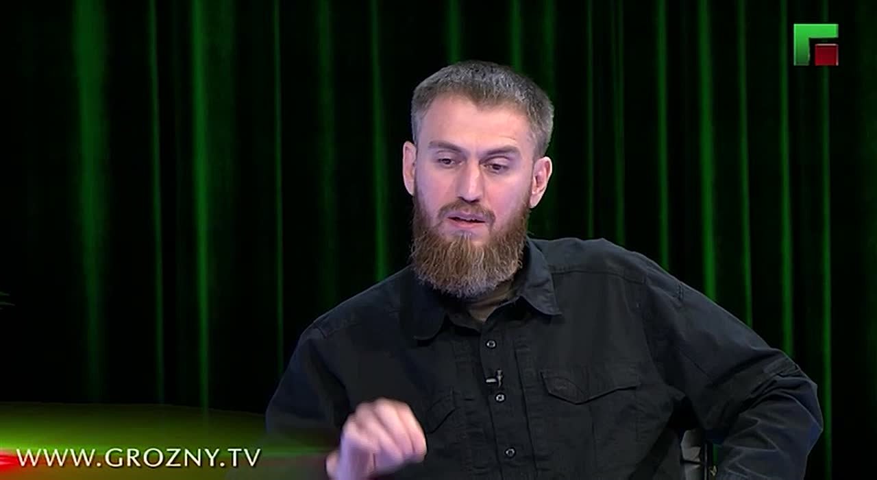 Советник Главы ЧР, Муфтий ЧР, Председатель КЦМСК Салахь-Хаджи Межиева в беседе с директором ЧГТРК «Грозный» Чингизом Ахмадовым опроверг все утверждения чеченоговорящих атеистов, которые они публикуют с целью обмануть тех...