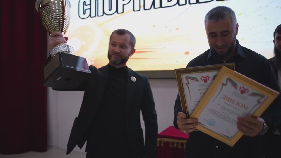 ГРОЗНЫЙ ЗАНЯЛ ПЕРВОЕ МЕСТО В РЕСПУБЛИКАНСКОМ РЕЙТИНГЕ ШКОЛЬНОГО СПОРТА