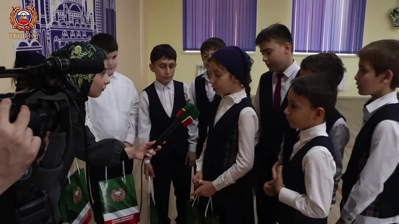 @za_kra_cherhigov_95 Ассаламу Алайкум! Главой Чеченской Республики, Героем России, моим дорогим ДЯДЕЙ Рамзаном Ахматовичем Кадыровым уделяется огромное внимание социализации подрастающего поколения и создаются все...