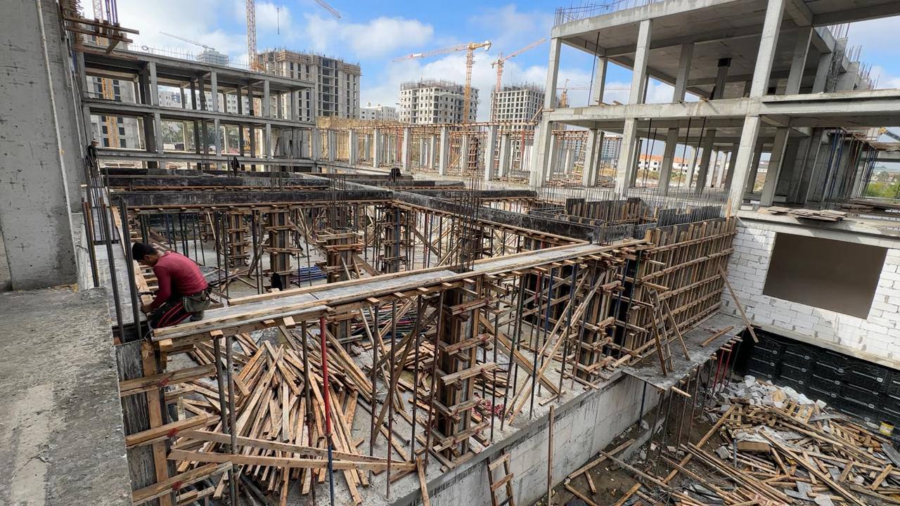 В столице Чеченской Республики полным ходом идёт строительство нового района имени В.В. Путина. Этот масштабный проект станет одним из символов обновлённого Грозного В столице Чеченской Республики полным ходом идёт строительство нового района имени В.В. Путина. Этот масштабный проект станет одним из символов обновлённого Грозного