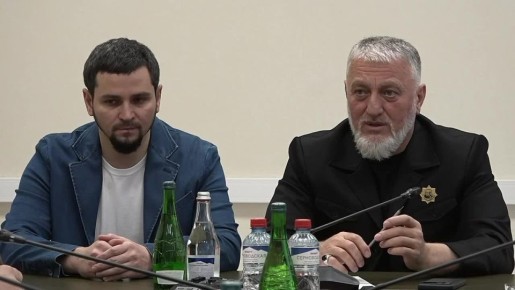 Адам Делимханов: В рамках исполнения поручений моего ДОРОГОГО БРАТА, Главы ЧР, Героя России РАМЗАНА АХМАТОВИЧА КАДЫРОВА, вместе с мэром г. Грозного Хас-Магомедом Кадыровым, управляющим директором АО «Чеченэнерго» Исой...