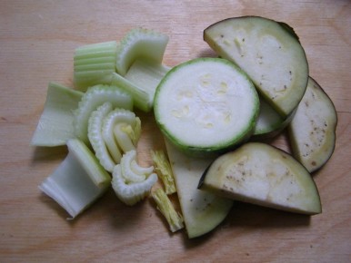 Овощи в кляре: вкусные рецепты для любого застолья