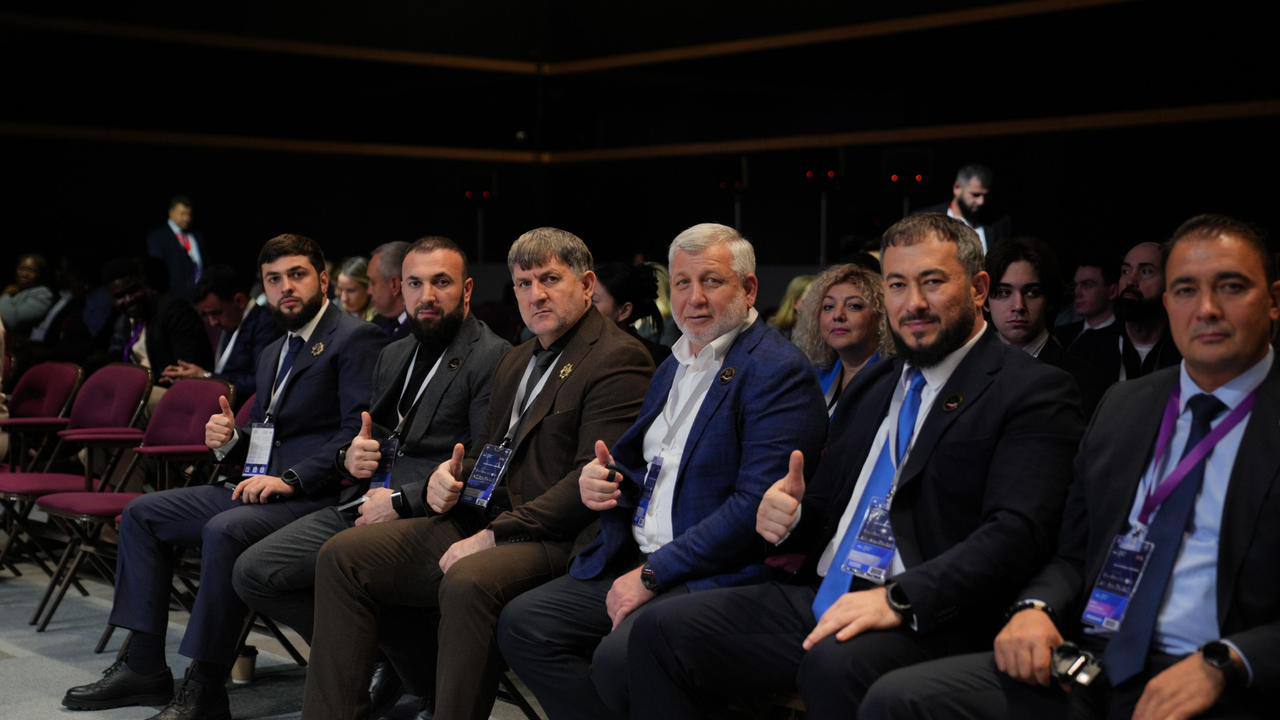 Чеченская делегация принимает участие в Международном муниципальном форуме БРИКС-2025 Чеченская делегация принимает участие в Международном муниципальном форуме БРИКС-2025