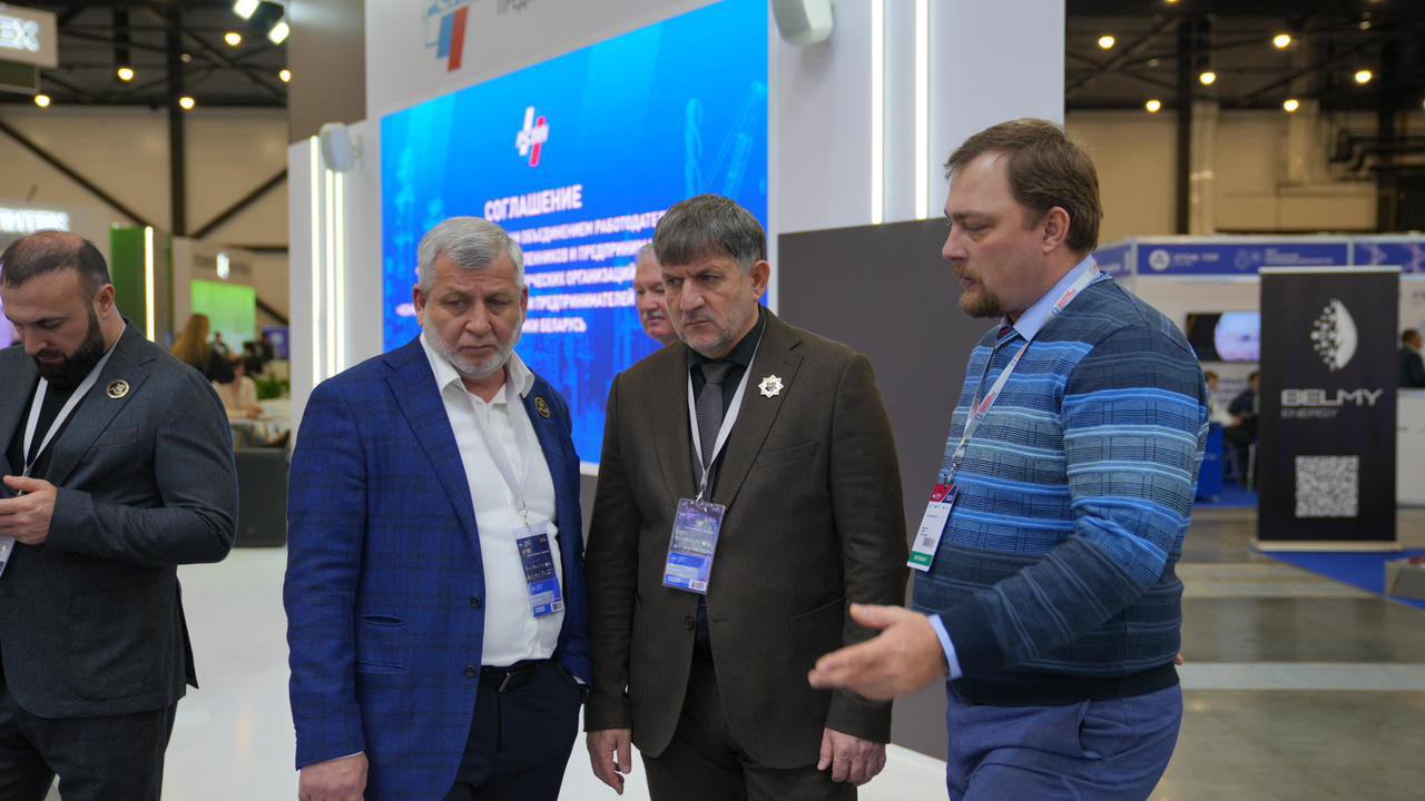 Чеченская делегация принимает участие в Международном муниципальном форуме БРИКС-2025 Чеченская делегация принимает участие в Международном муниципальном форуме БРИКС-2025