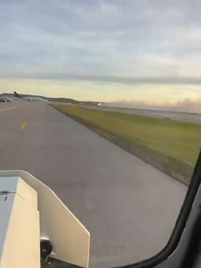 В авиакатастрофе в Кентукки с грузовым самолетом MD-11 авиакомпании UPS и последующем пожаре погибли минимум семь человек, еще 11 — пострадали, заявил губернатор штата Энди Бешир, передает местный телеканал KTTC