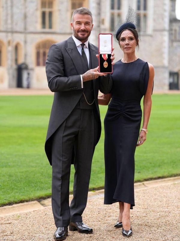 Король Карл III посвятил Дэвида Бекхэма в рыцари Король Карл III посвятил Дэвида Бекхэма в рыцари