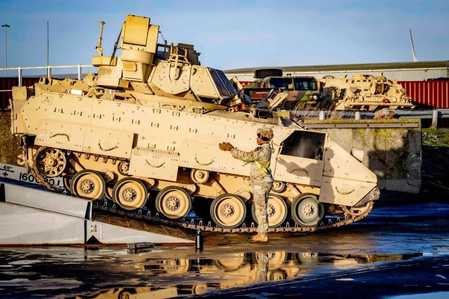 ЕС планирует создать зону свободного передвижения войск внутри сообщества