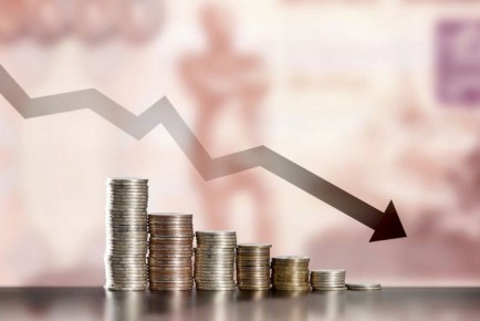 Сокращение зарплат в России: как это влияет на сотрудников и компании