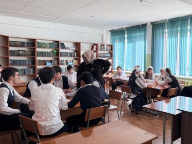 Молодежь Ахматовского района Грозного активно включилась в избирательный процесс!