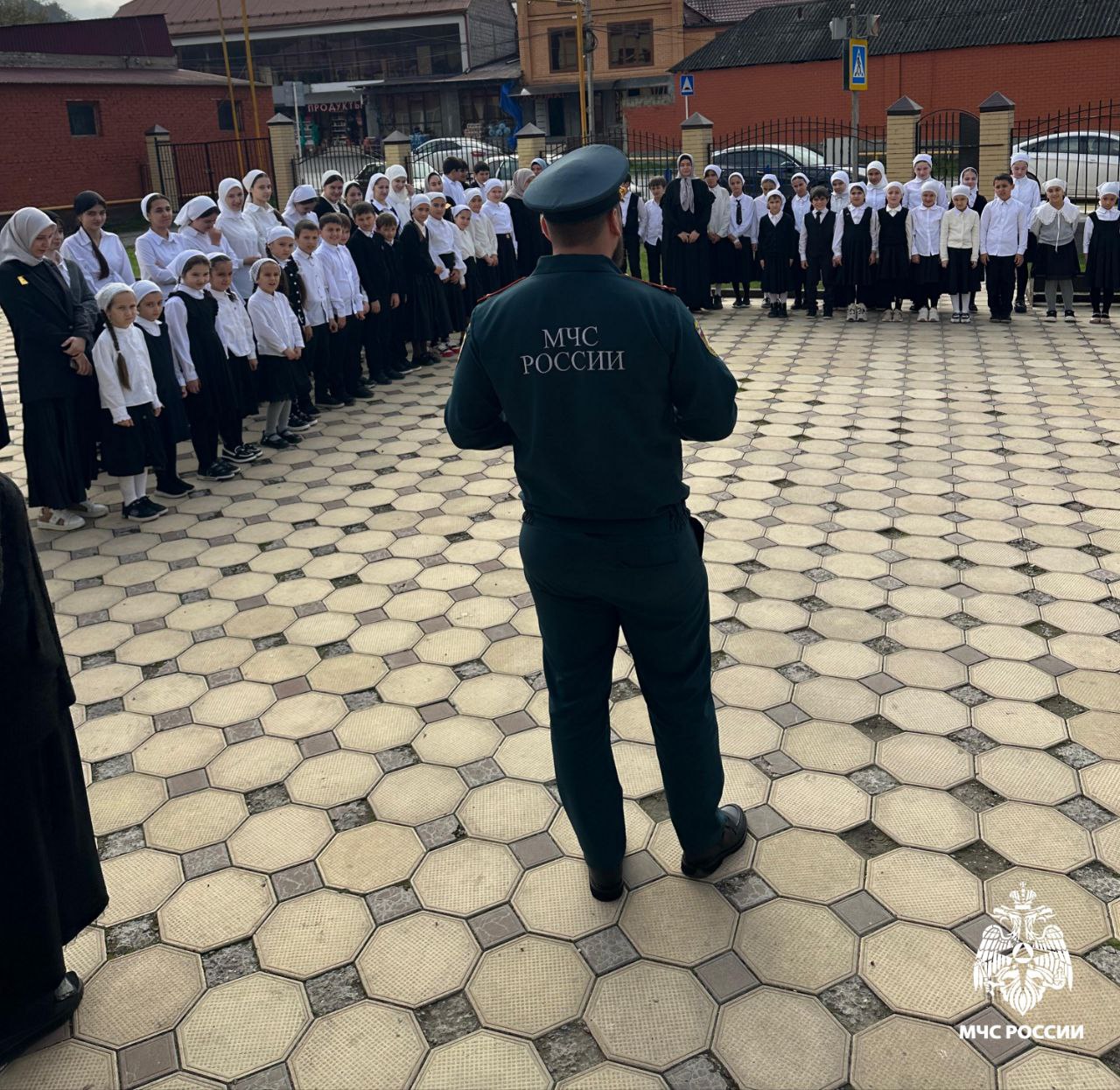 В Веденском районе прошли тренировки по действиям при пожаре В Веденском районе прошли тренировки по действиям при пожаре