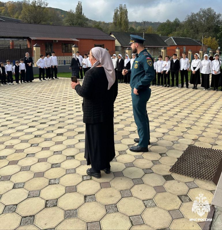 В Веденском районе прошли тренировки по действиям при пожаре
