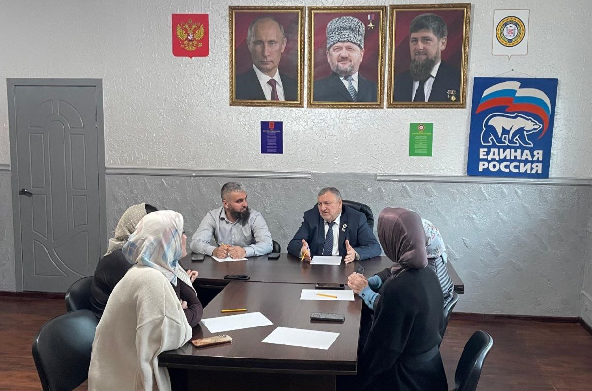 Али Гучигов провел тематический прием граждан