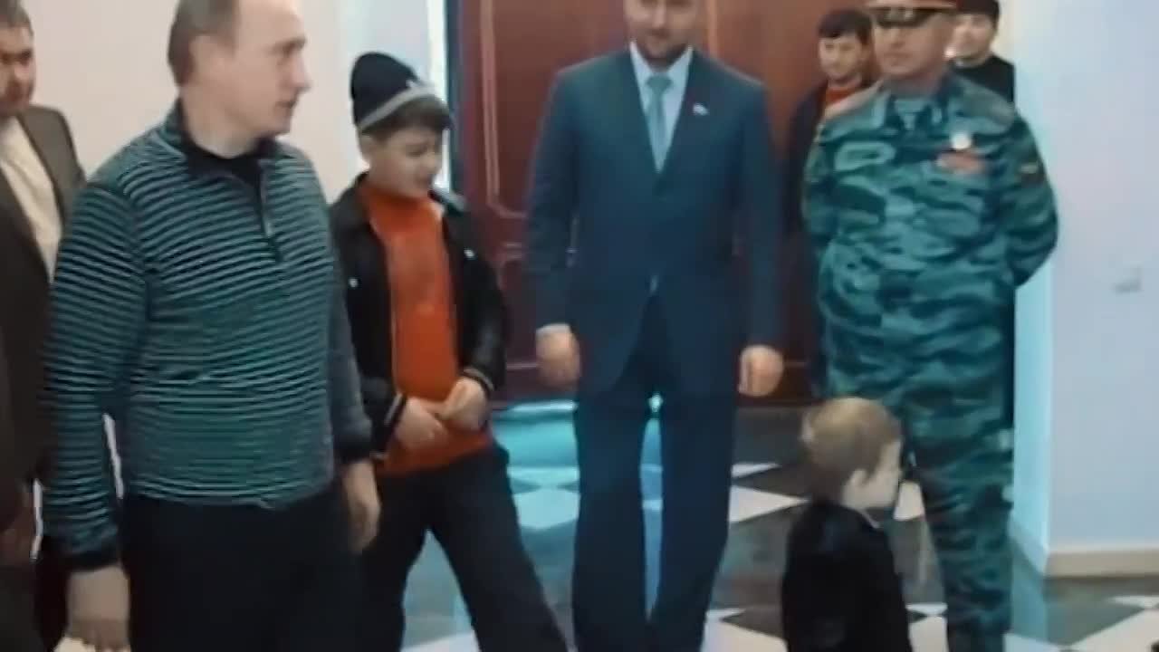 Адам Делимханов: Я с большим удовольствием поздравляю с Днём рождения моего ДОРОГОГО ПЛЕМЯННИКА, ВНУКА ВЕЛИКОГО Первого Президента ЧР, Героя России АХМАТА-ХАДЖИ КАДЫРОВА (ДАЛА цуьнан гIазот къобал дойла), министра ЧР по...