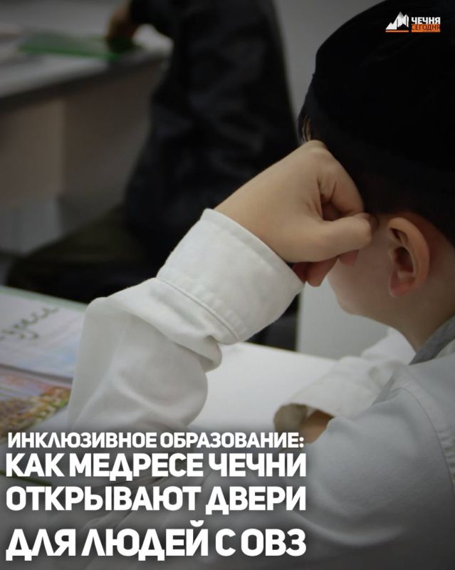 От Усмана ибн Аффана сообщается, что Пророк Мухаммад (мир ему и благословение Всевышнего) сказал: «Лучшими из вас являются те, кто изучал Коран и обучал ему других»