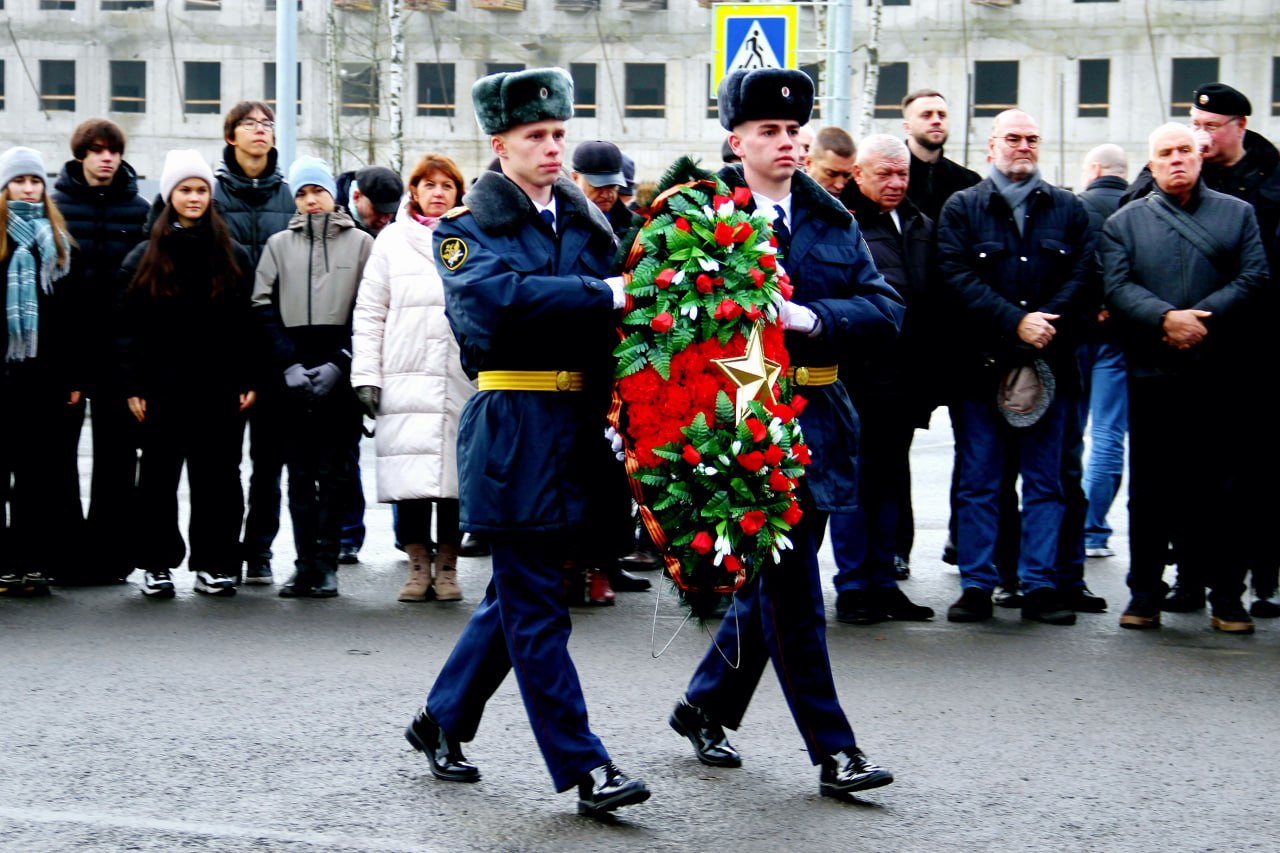 Торжественно-памятные мероприятия по официальному открытию улицы имени Героя Российской Федерации Тимура Сиразетдинова, сотрудника ОСН(б) «Тайфун» ГУФСИН России по г. Санкт-Петербургу и Ленинградской области, приуроченные к... Торжественно-памятные мероприятия по официальному открытию улицы имени Героя Российской Федерации Тимура Сиразетдинова, сотрудника ОСН(б) «Тайфун» ГУФСИН России по г. Санкт-Петербургу и Ленинградской области, приуроченные к...