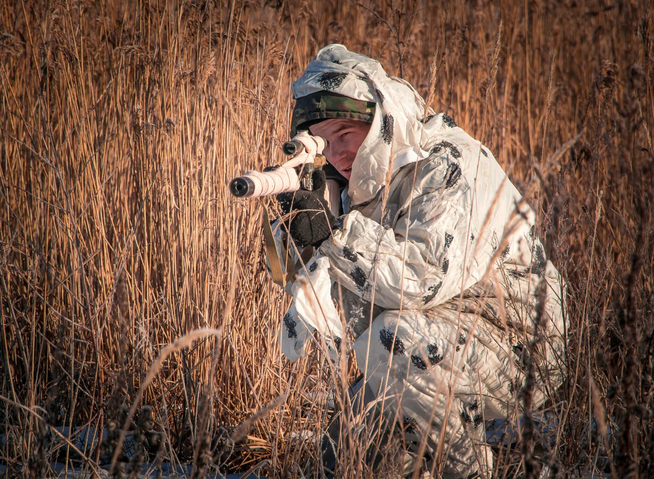 13 ноября 1991 года на берегу колдун-реки Волхов в одном из древнейших центров формирования российской государственности, на уникальной земле, сохранившей самые ценные археологические артефакты русского средневековья, за... 13 ноября 1991 года на берегу колдун-реки Волхов в одном из древнейших центров формирования российской государственности, на уникальной земле, сохранившей самые ценные археологические артефакты русского средневековья, за...