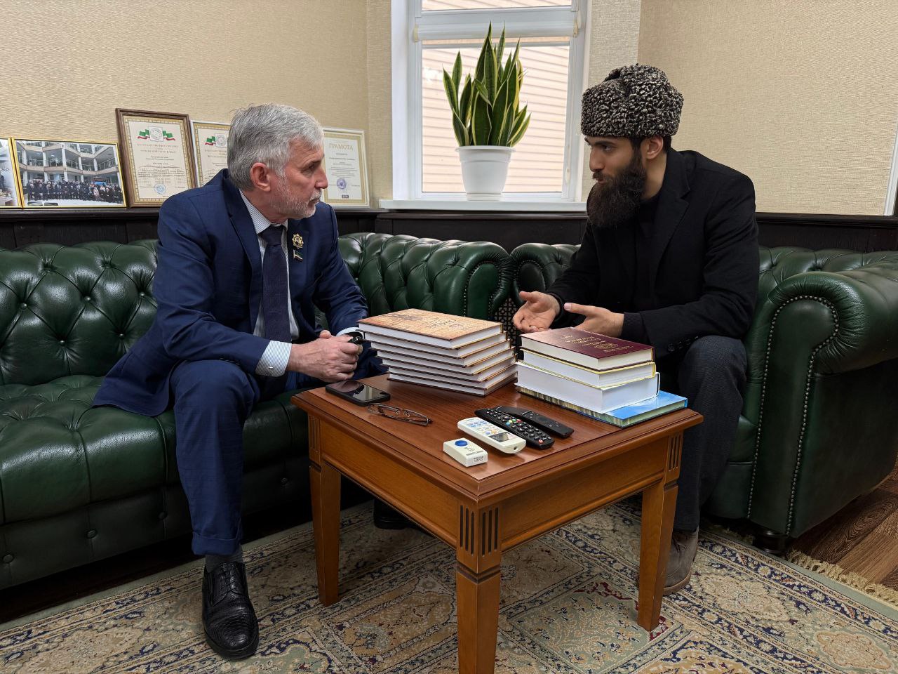 Аламахад Ельсаев встретился с историком и исследователем Амином Тесаевым