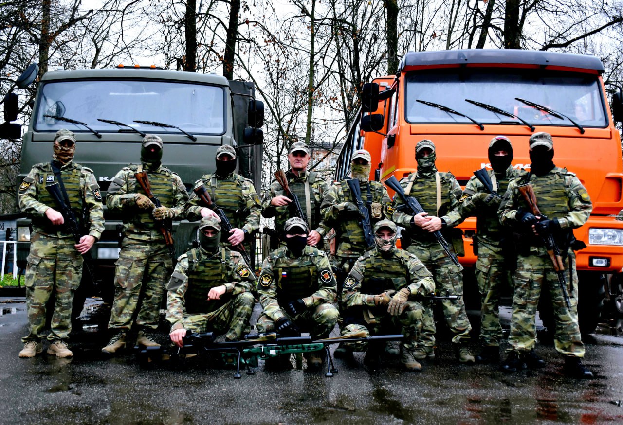 13 ноября 1991 года на берегу колдун-реки Волхов в одном из древнейших центров формирования российской государственности, на уникальной земле, сохранившей самые ценные археологические артефакты русского средневековья, за... 13 ноября 1991 года на берегу колдун-реки Волхов в одном из древнейших центров формирования российской государственности, на уникальной земле, сохранившей самые ценные археологические артефакты русского средневековья, за...