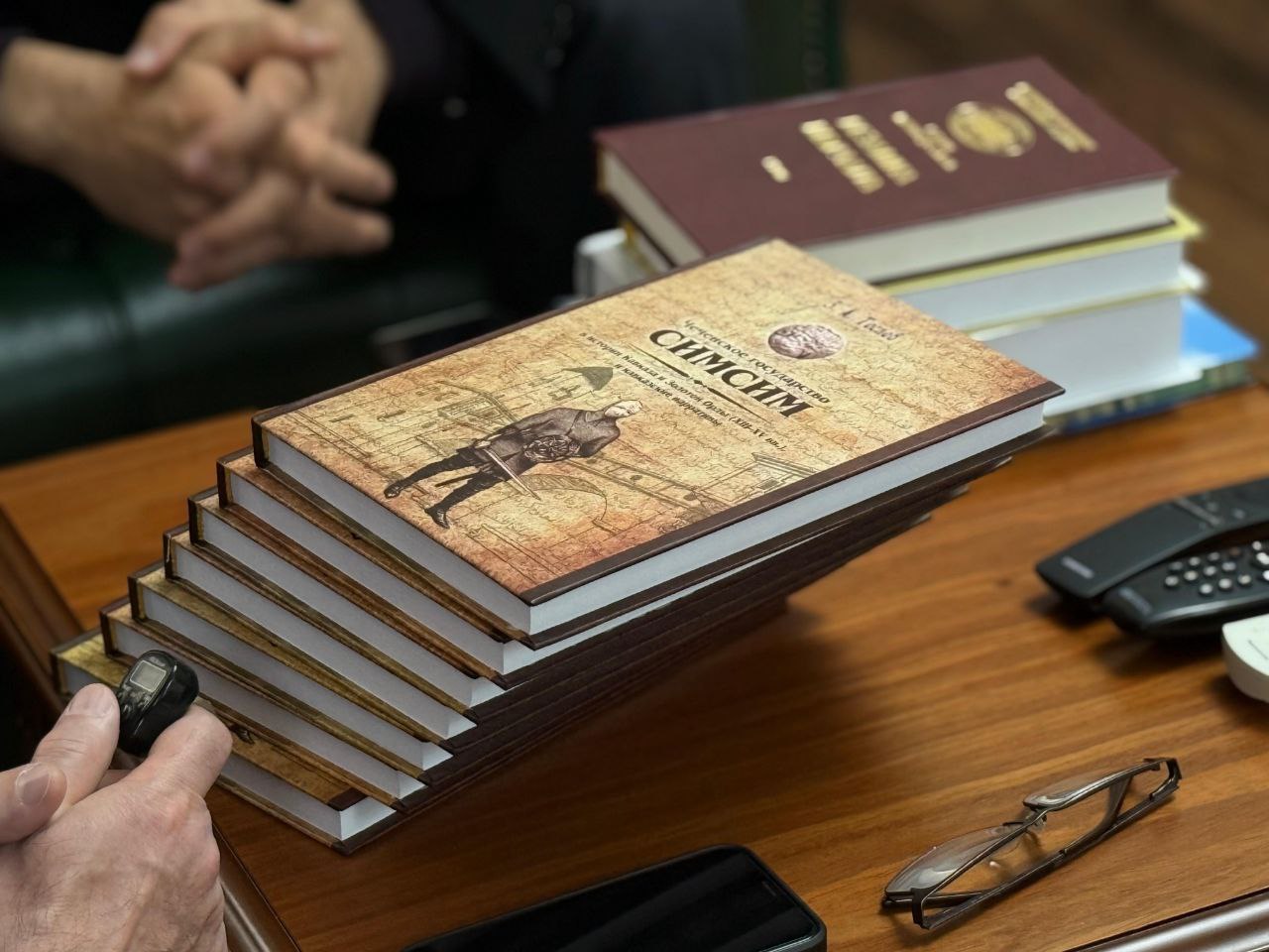 Аламахад Ельсаев встретился с историком и исследователем Амином Тесаевым Аламахад Ельсаев встретился с историком и исследователем Амином Тесаевым