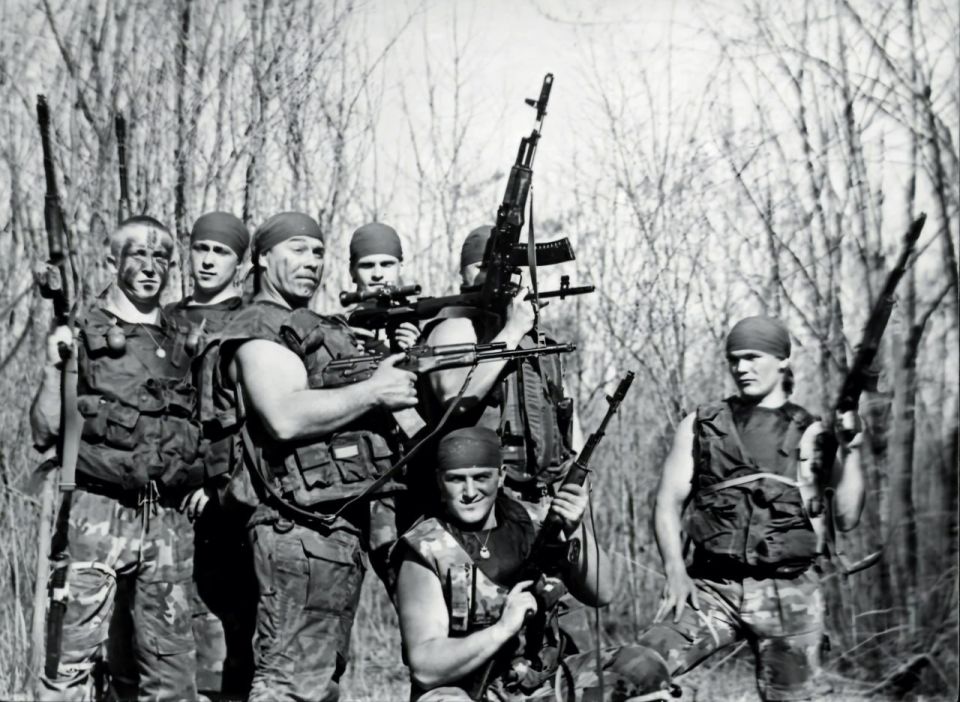 13 ноября 1991 года на берегу колдун-реки Волхов в одном из древнейших центров формирования российской государственности, на уникальной земле, сохранившей самые ценные археологические артефакты русского средневековья, за...