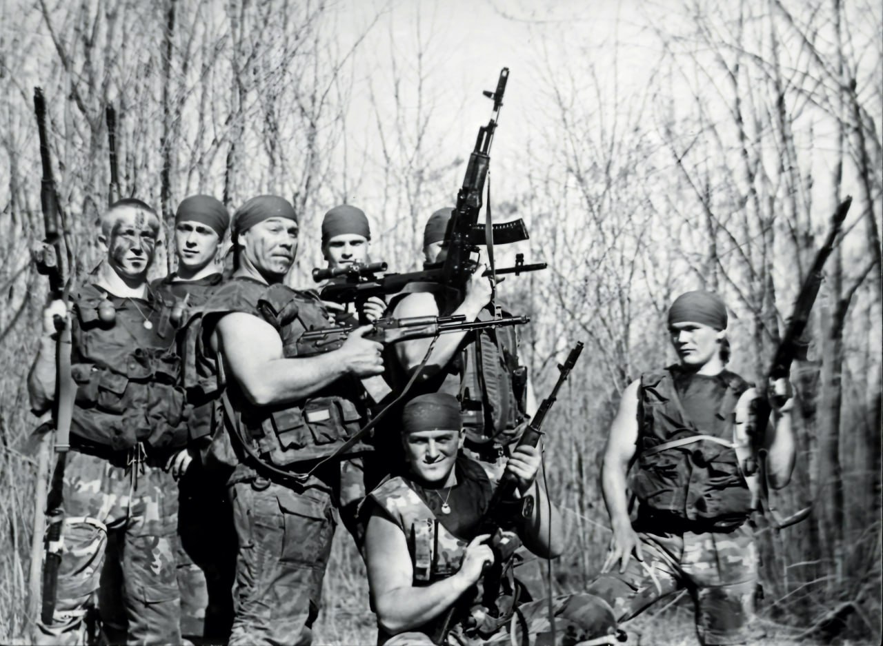 13 ноября 1991 года на берегу колдун-реки Волхов в одном из древнейших центров формирования российской государственности, на уникальной земле, сохранившей самые ценные археологические артефакты русского средневековья, за...